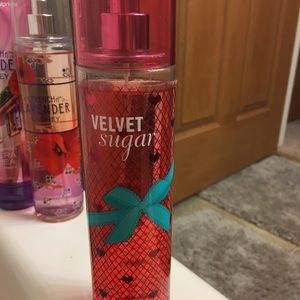 Velvet sugar bath an body spray